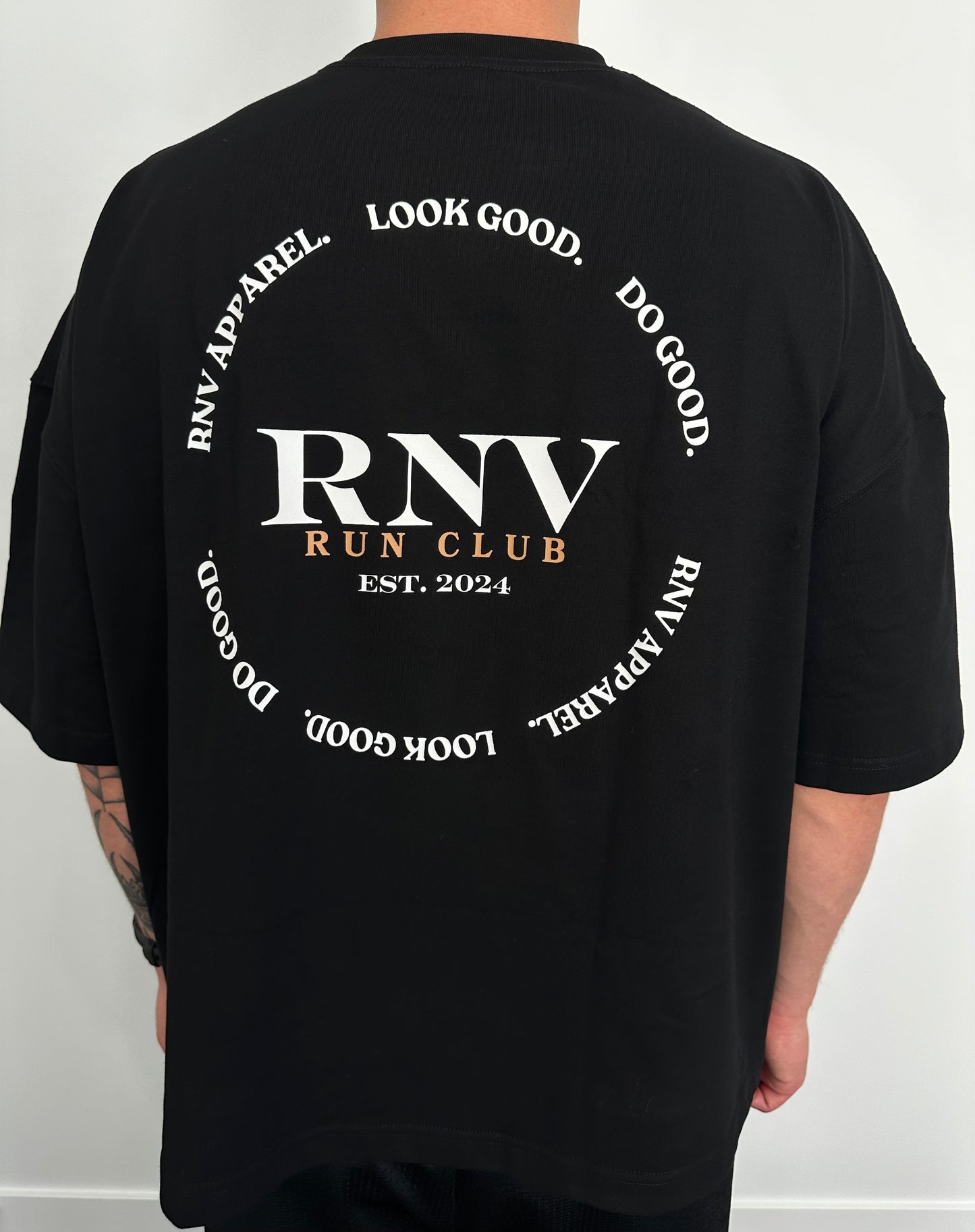 Black Run Club Tee